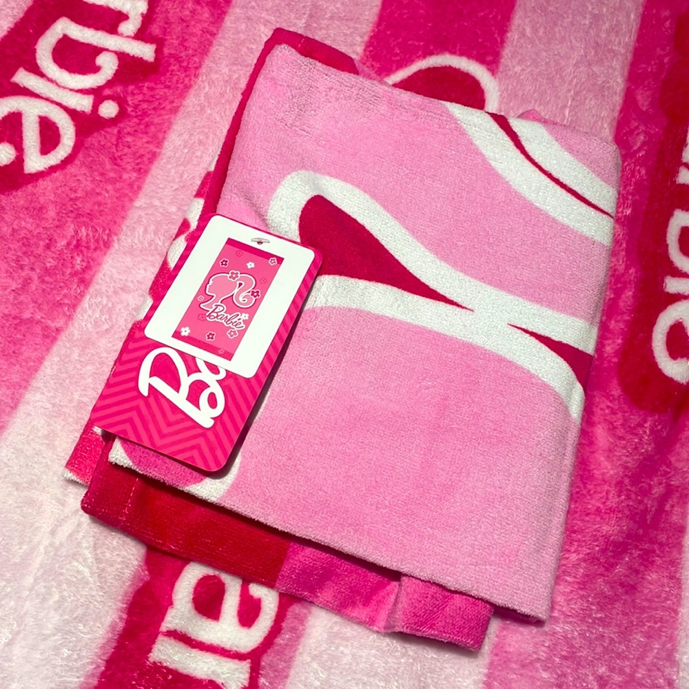 Barbie Head Beach Towel Pink NEW 👸😍💗
